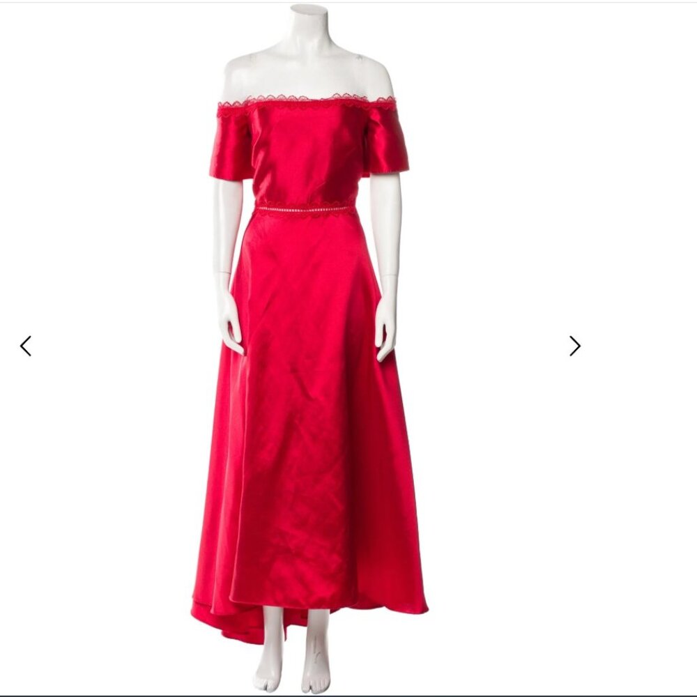 Monique Lhuillier Red Off-The-Shoulder Long Dress XL
